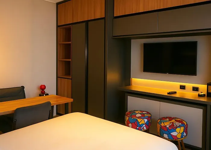 Studio 2307 - Infinity Pool Studio, Allianz Front, Fully Equipped & Modern !